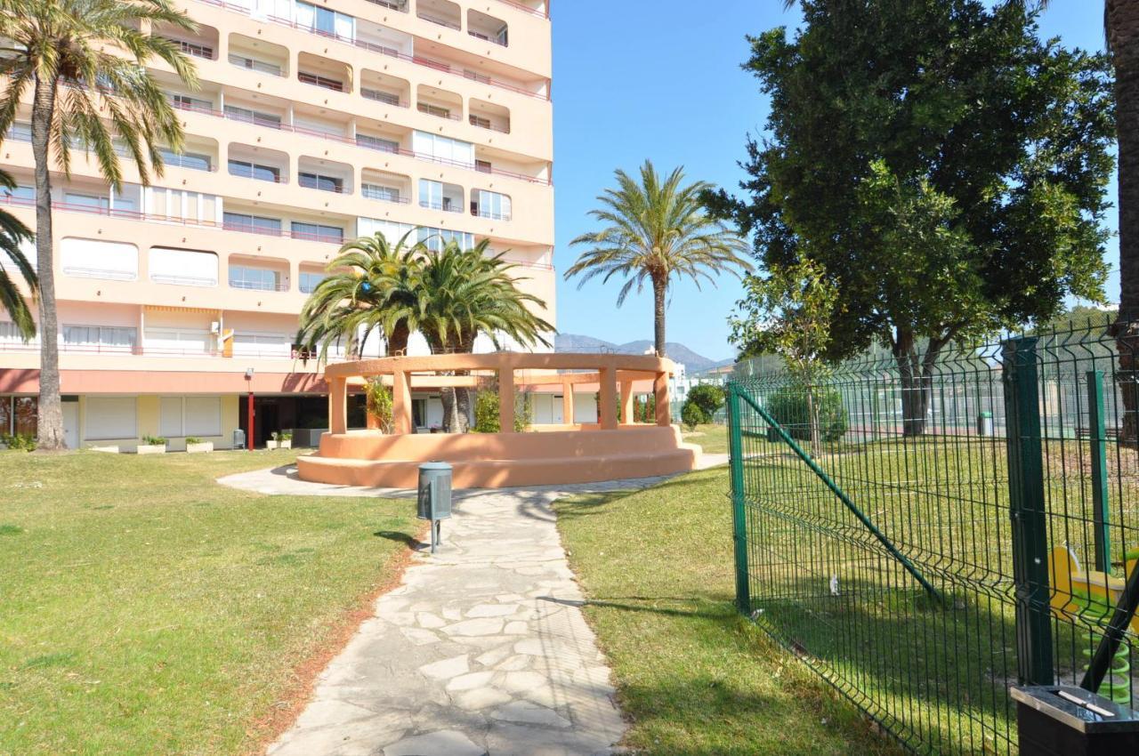 Rnet - Ir 27-B Studios Roses Costa Brava Dış mekan fotoğraf